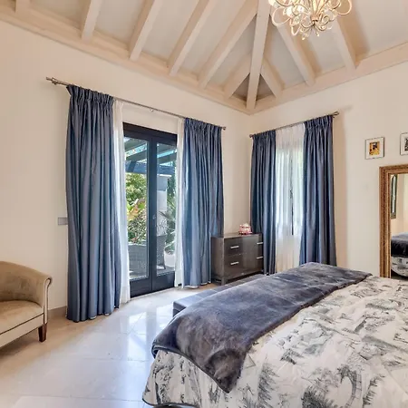 Andaluza Villa *